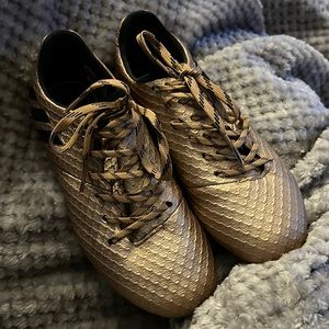 🎉🎉Host Pick🎉🎉 Adidas Messi Ground Soccer Cleat - Bronze/Green/Black